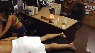 Asian pawned her massage..